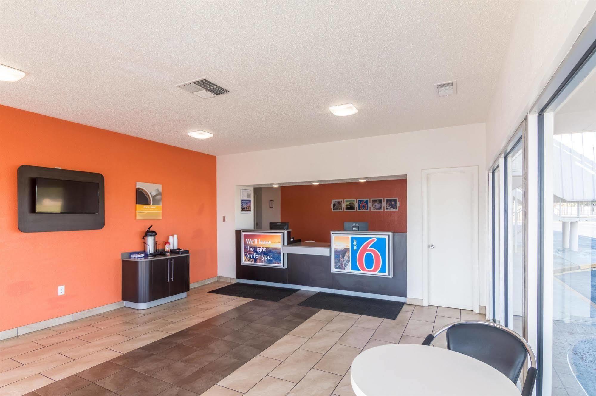 Motel 6-Clinton, Ok Екстериор снимка